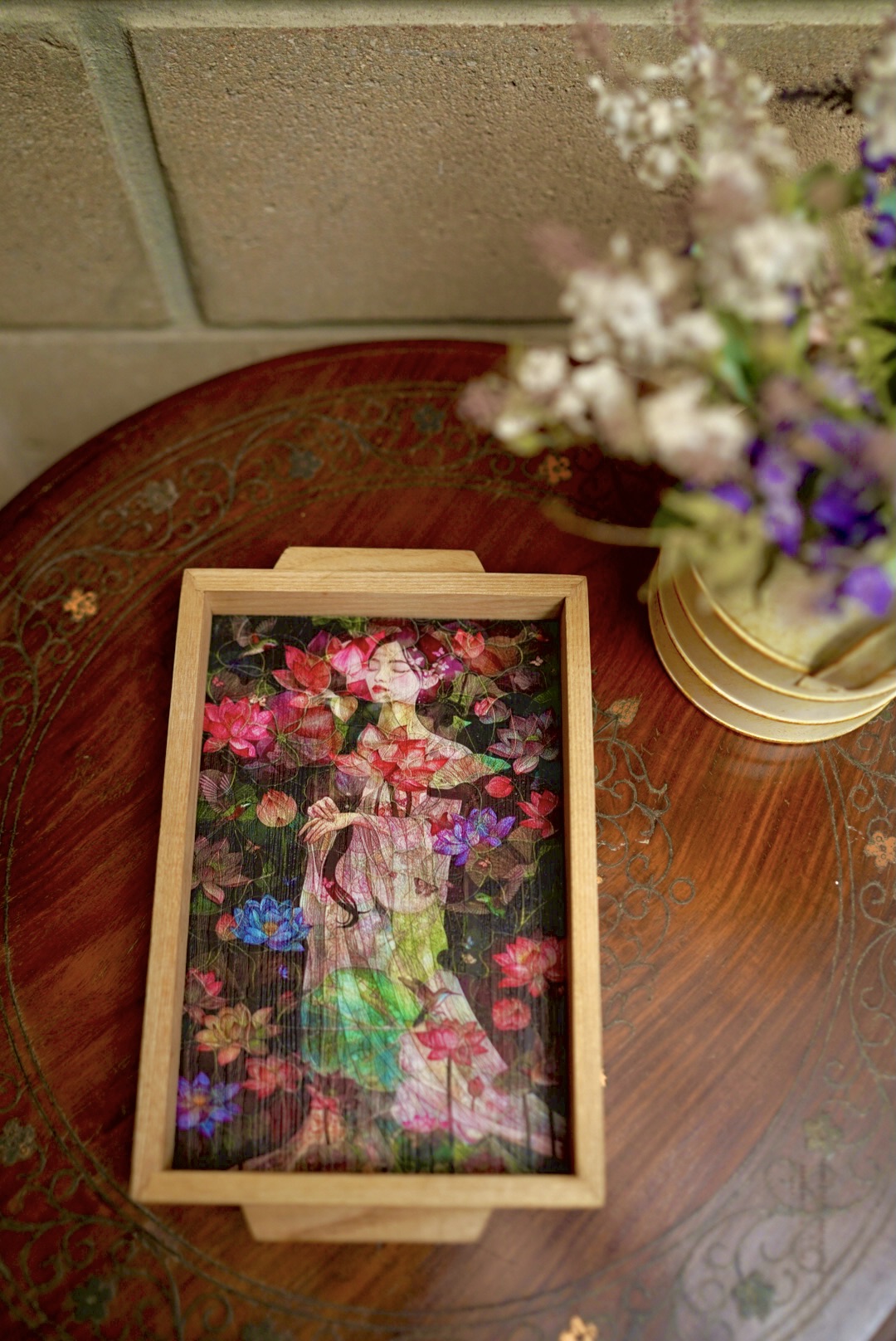 Hover Image 1